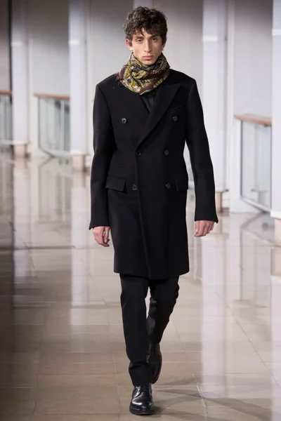 Look 36